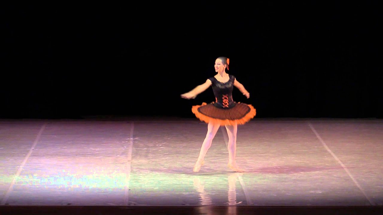 Ballet Triade - Core&oacute;grafo Eduardo Blanco