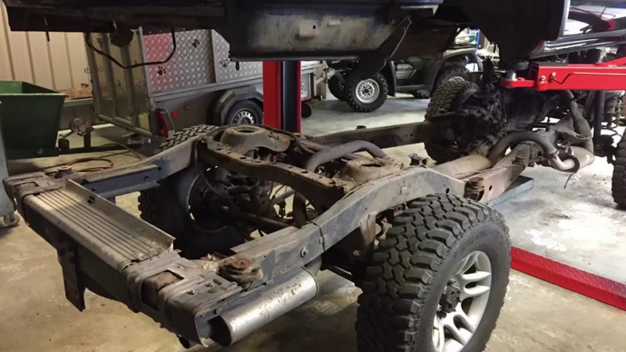 Landcruiser 80 series full rebuild and chassis galvanizing... In Ireland.