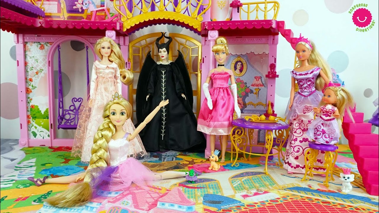 Rapunzel baila ballet en el Castillo de Princesas para sus amigas y Maléfica