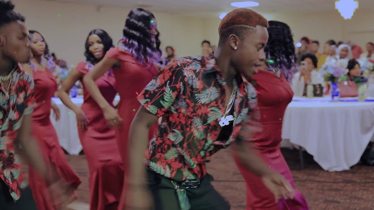 Mike Kalambay OTOMBUAMA  & Korede bello butterfly by the clever team(FITINA's bridal shower)