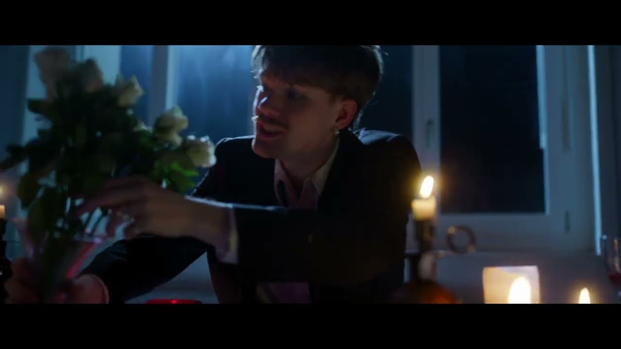 Vinc - GIFT (Official Video)