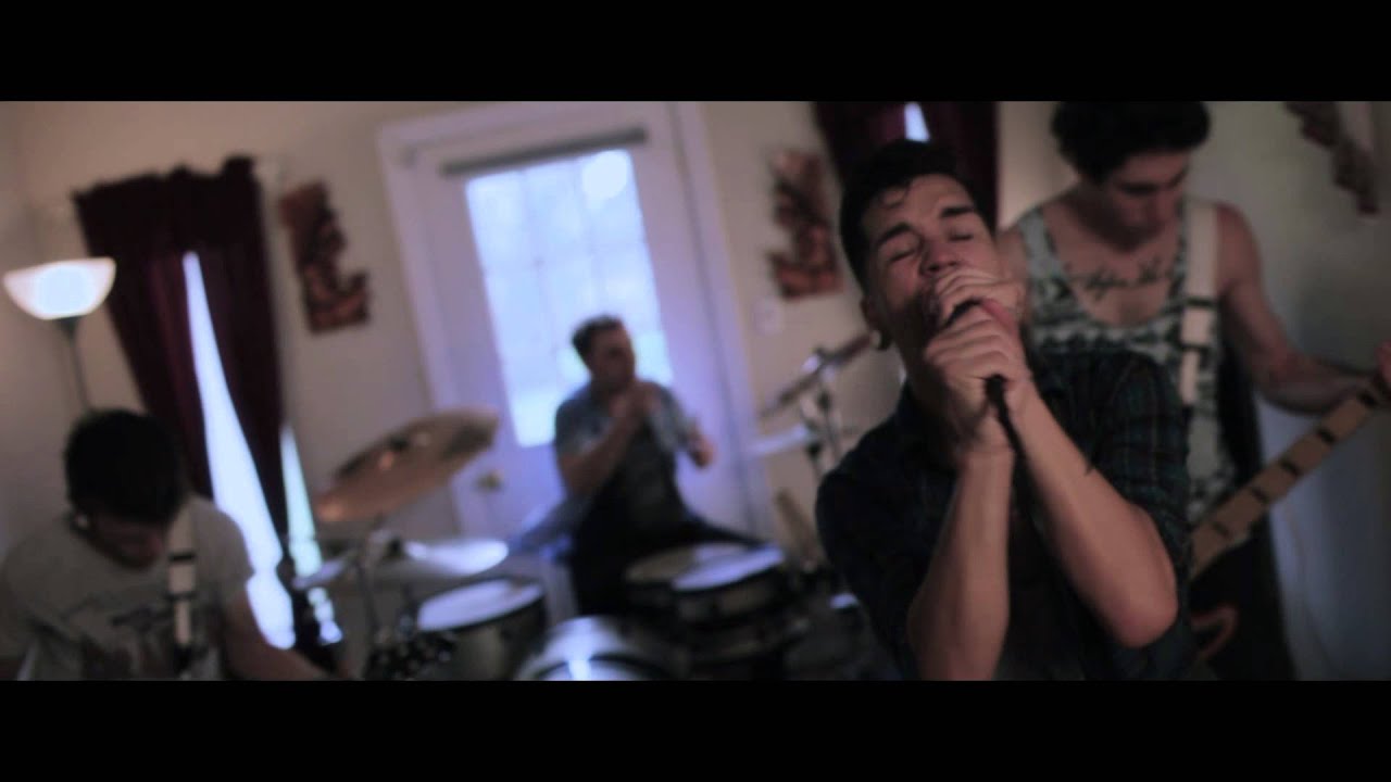Mirror:Mirror - She Wolf [Official Music Video]