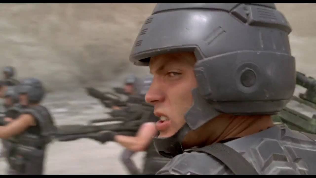 Starship Troopers (Johnny Rico Kills Tanker Bug Scene)