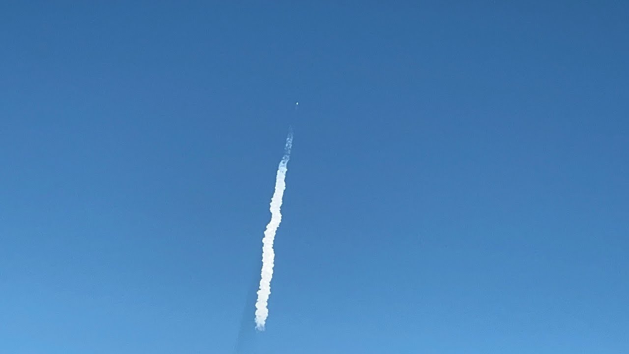 Space X flight 11 take off.