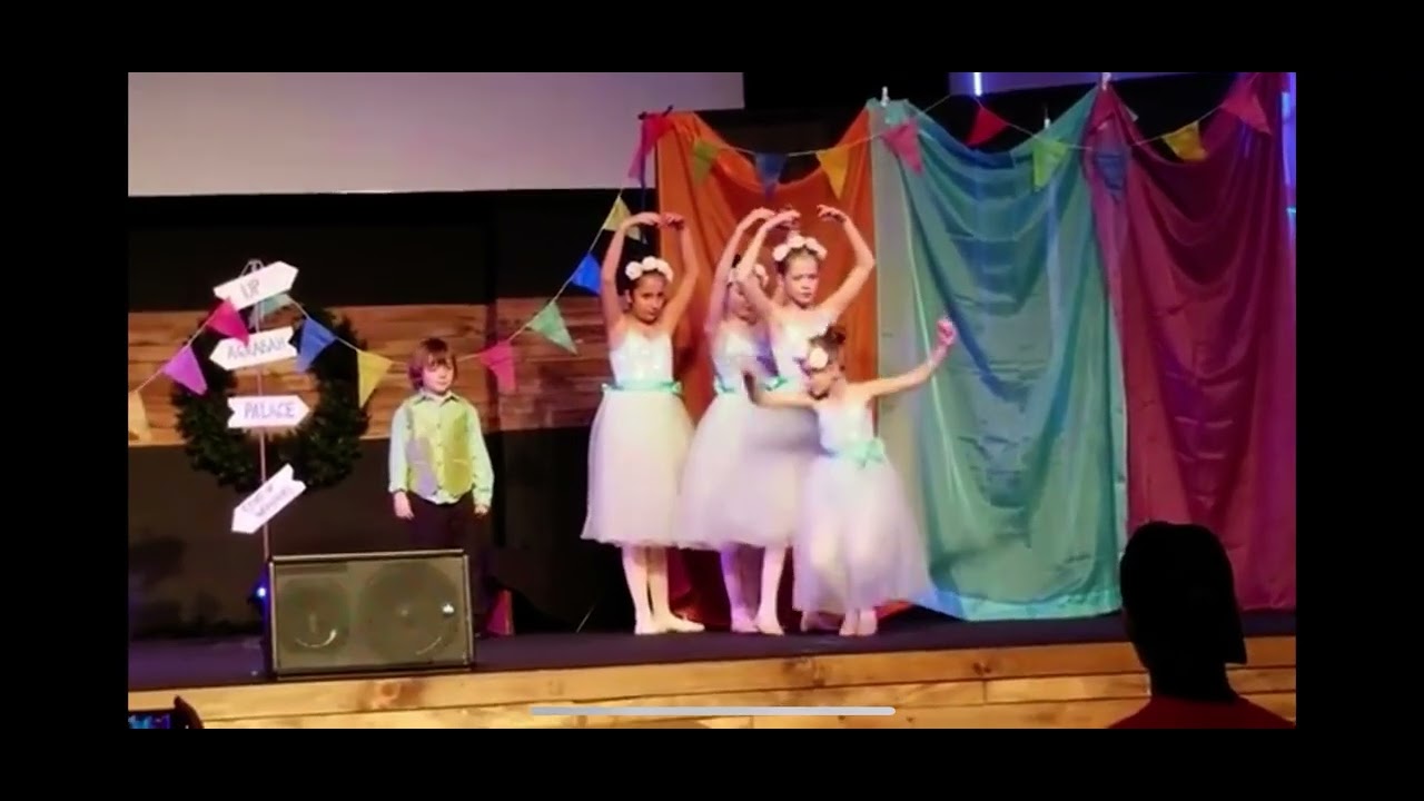 Momentum Ballet recital Bay & Court