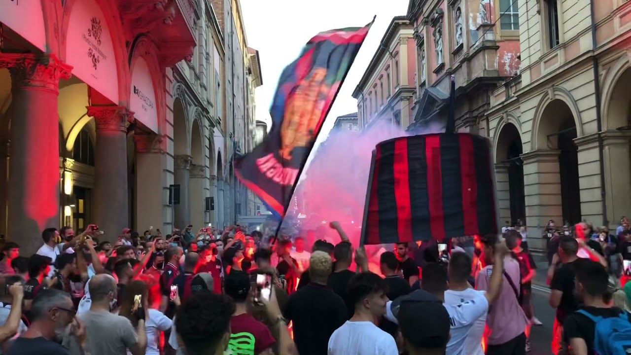 ARNAUTOVIC A BOLOGNA ❤️💙 BENVENUTO MARKO