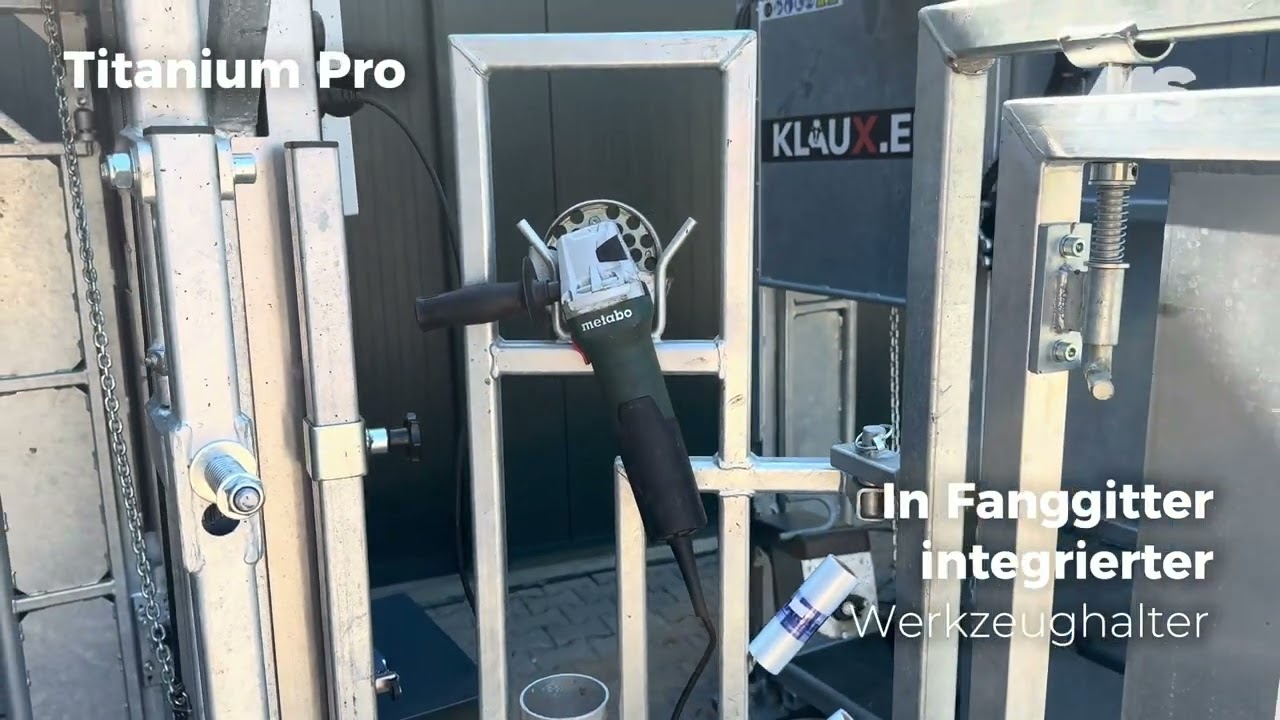 Klaux Klauenpflegestand Titanium vs Titanium Pro | MS Schippers