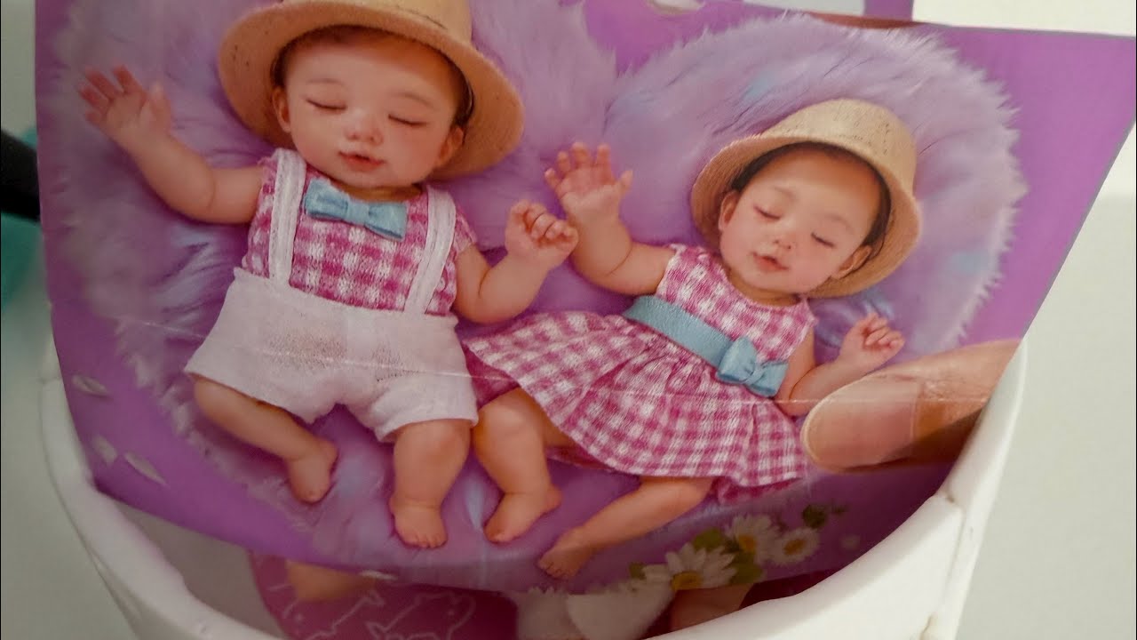 My mini baby series 2 - beautiful accessories to collect- miniature crib and scale 