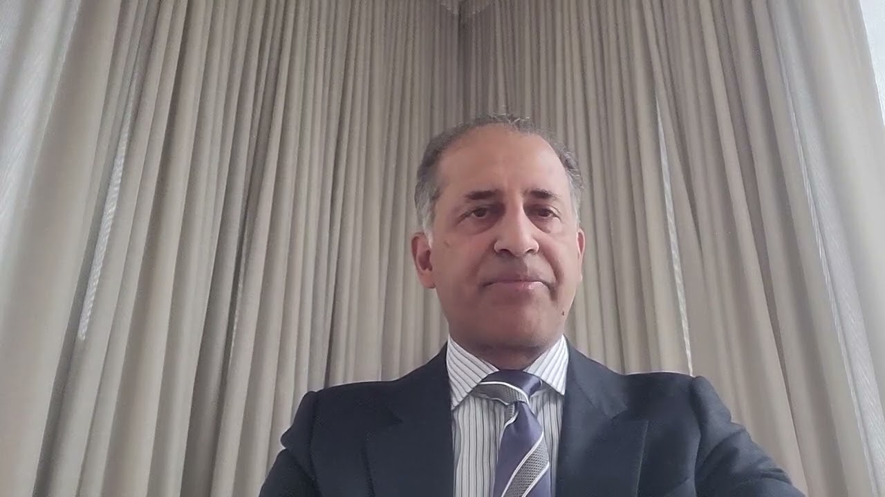 Professor Melvin Lobo