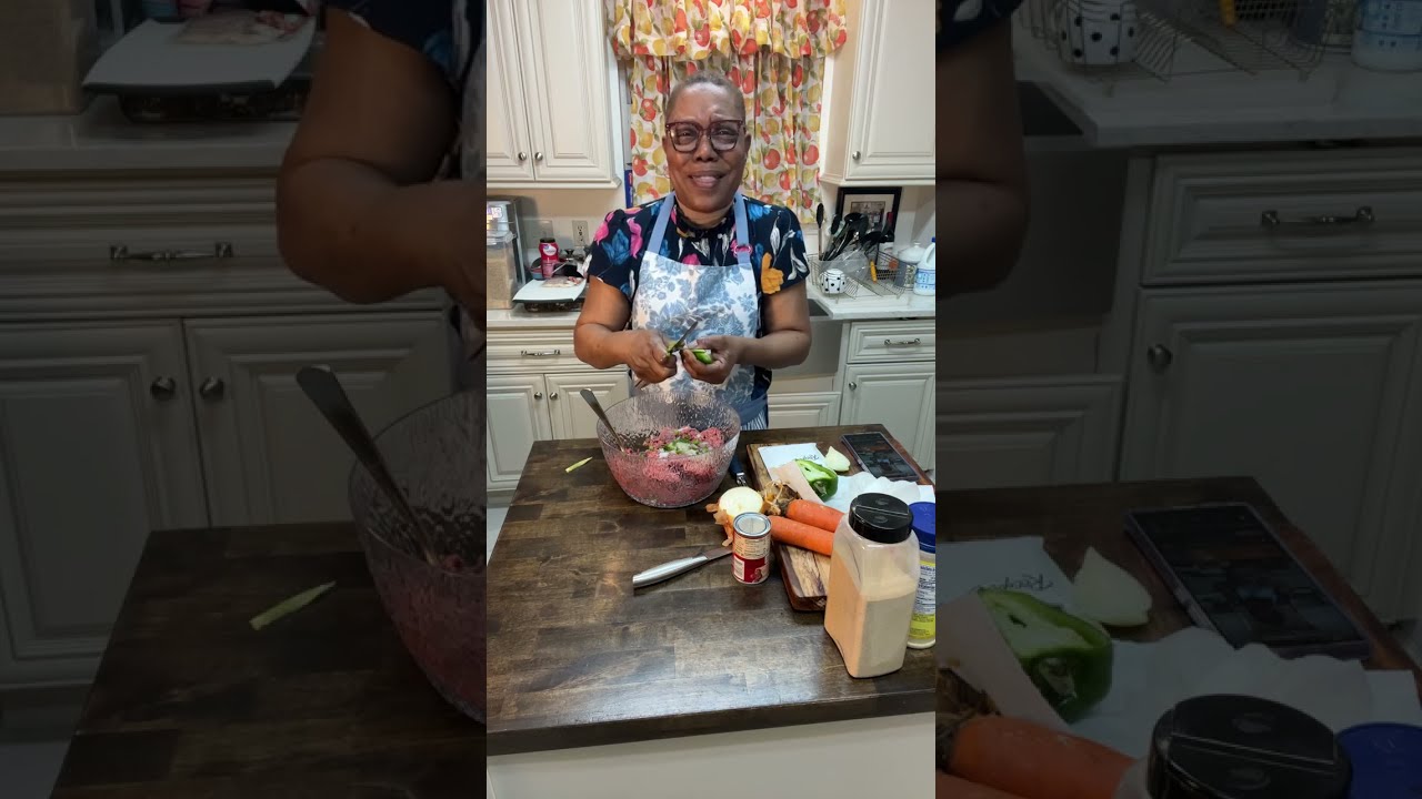 Carrie’s Cozy Kitchen is Live! Let’s Cook A Monday Night Meal!