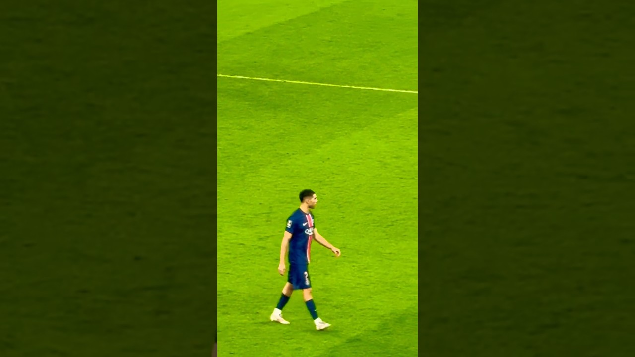 PSG vs Monaco Hakimi Cheers the Crowd ⚽️🙌 #shorts #foryou #qatar #ytshorts