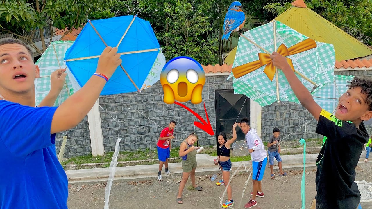 Las niñas 👭🪁 que vuelan más chichiguas del mundo *Parte 2* 😱🌎🧵