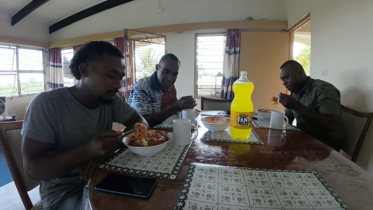Cooking Spaghetti With Meatsauce For The Fijian Army Soldiers🍝🇫🇯