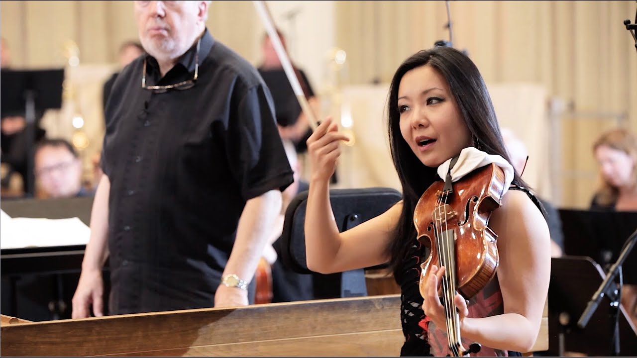 Yi-Jia Susanne Hou & Royal Philharmonic Orchestra - DakApp masterclass for BUTTERFLY LOVERS CONCERTO
