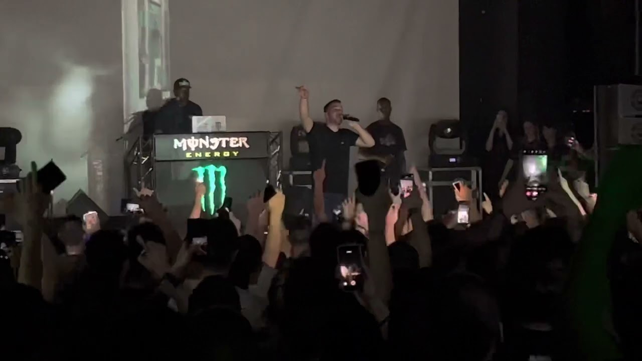 Εθισμός - σινεμά Γαλαξίας - live Gagarin