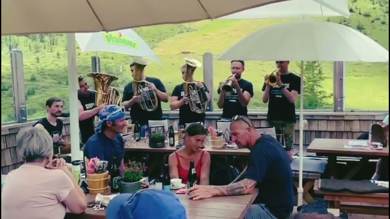 Sixpack auf der Eggenhütte in St. Jakob im Defereggental/Osttirol