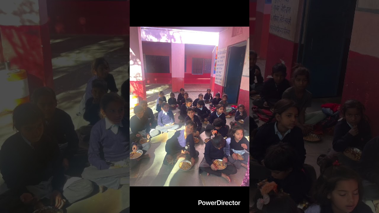 Winter cloth help at PEEO Kathhar, Udaipur Rajasthan by Dera Sacha Sauda