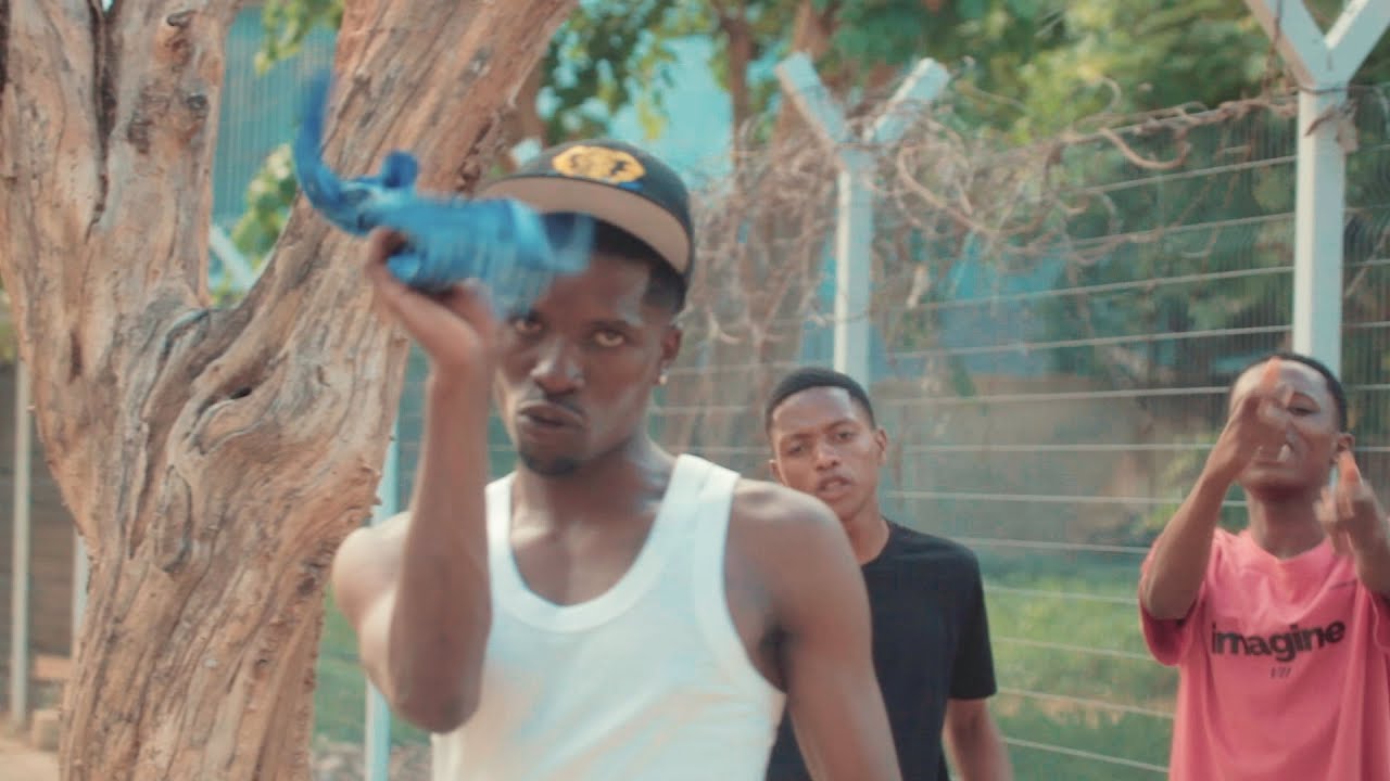SLAY KENTRALL_212_ESTRELA DO BAIRRO VIDEO OFICIAL DIRECTED BY MR RNV