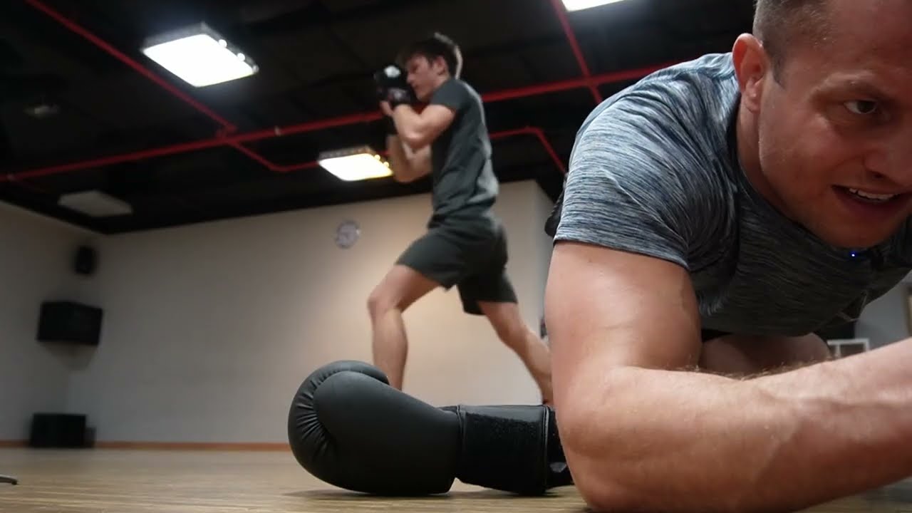 Typowy trening na siłowni.