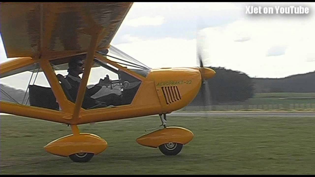 Aussie microlight: A22 Foxbat visits Tokoroa airfield