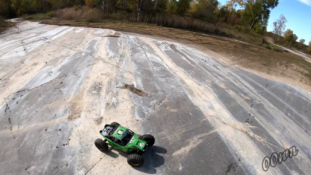 Chasing My YetiXL With My FPV Drone    