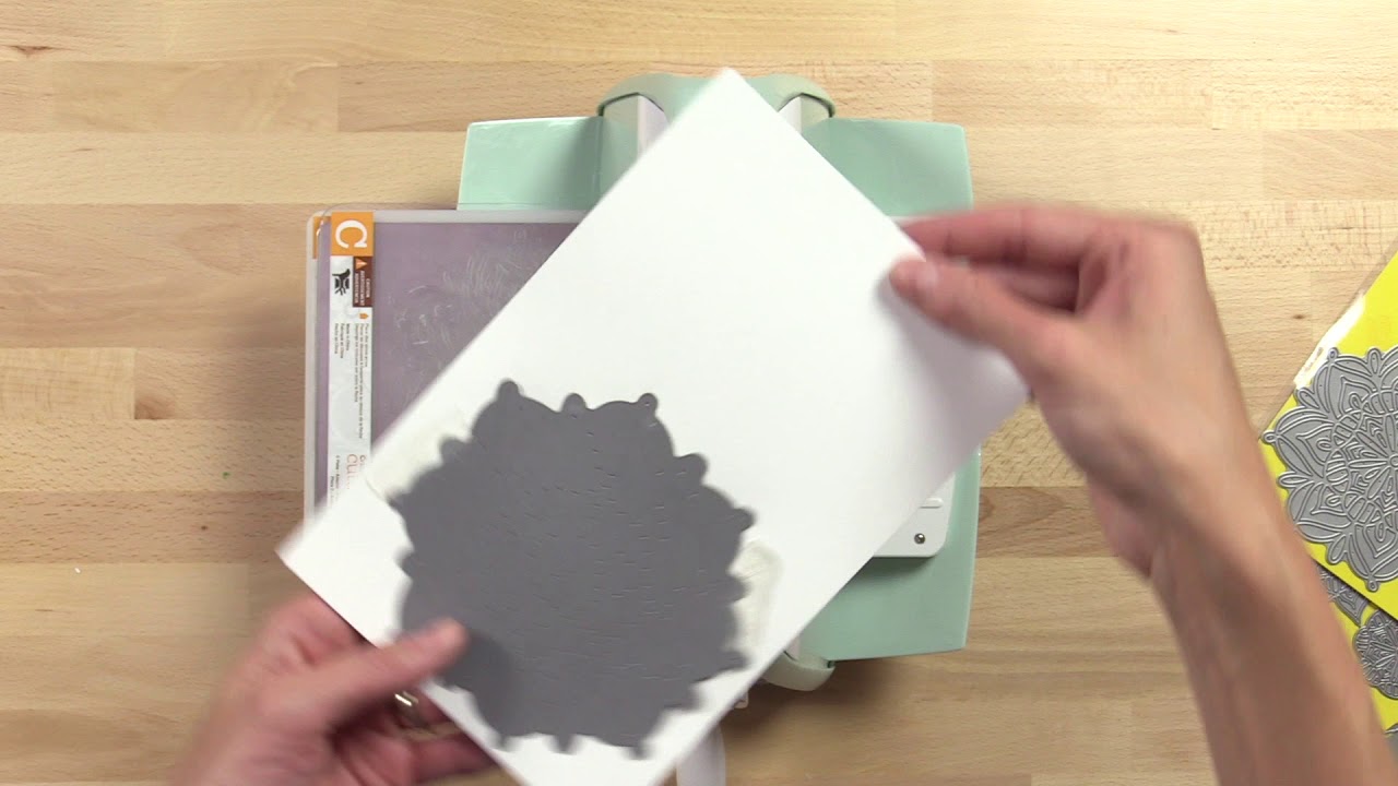 Высечка Cricut Cuttlebug