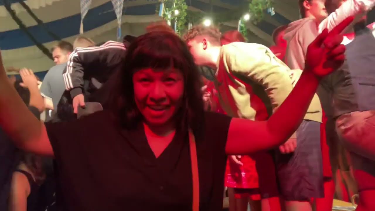 PESTA RAKYAT 2022 🎶🍀GAUDINUDEL BAND❤️❤️❤️AND LOTS OF FRIENDLY PEOPLE😃😊😃FISCHERFEST KELHEIM