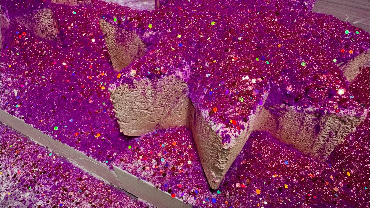 Squeaky Purple Holi Powder on a bed of Freshies 💜 | Gym Chalk ASMR | ASMR | #SqueakFest ⚠️✨