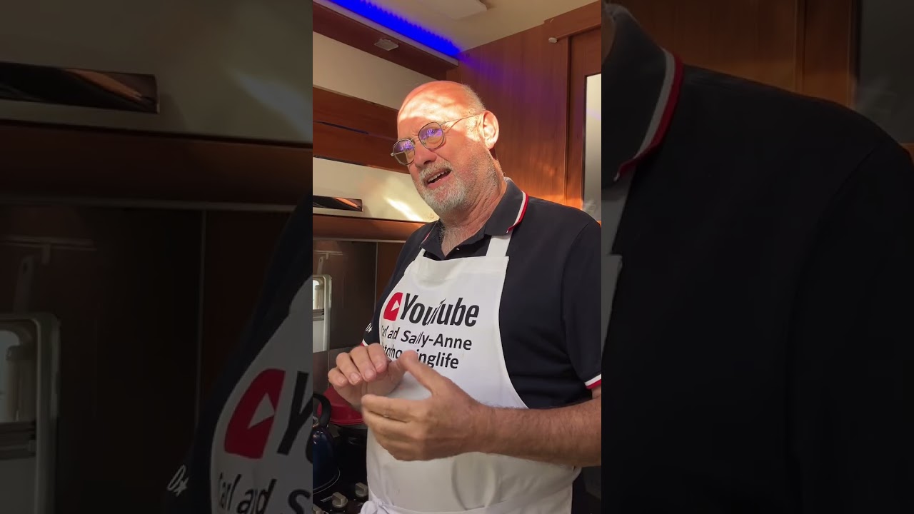 Carl & Sally make cinnamon rock buns in thier #mobilvetta #motorhome in Portugal 