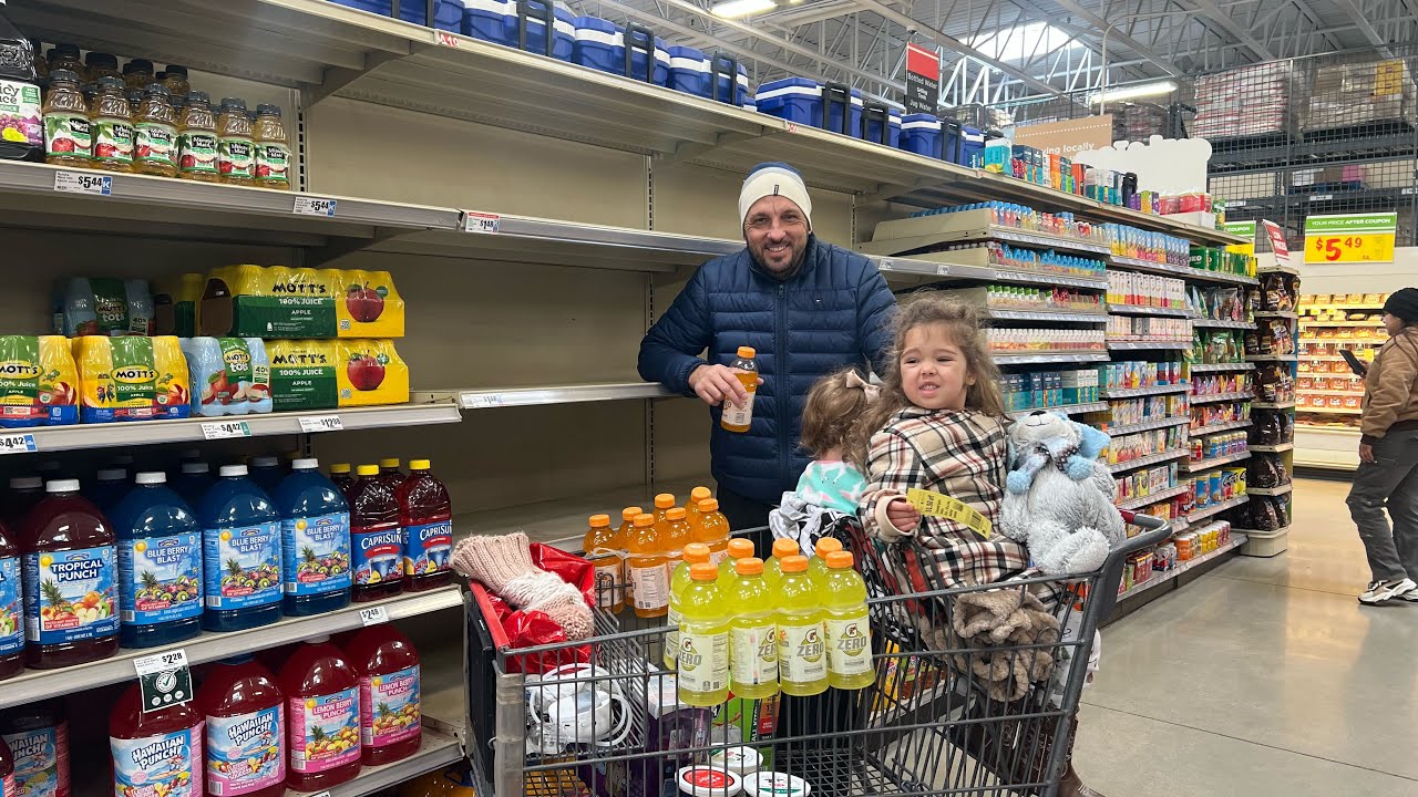 Prazne police u radnjama nakon ledenog talasa u Texasu 🧊 Amerikanci i shopping 🙈