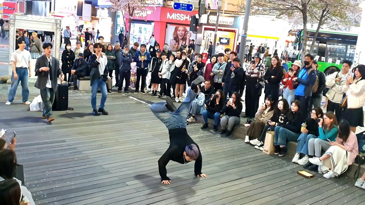 [STREET ARTIST] ONE OF. INTERACTIVE SINCHON BUSKING. 240407.