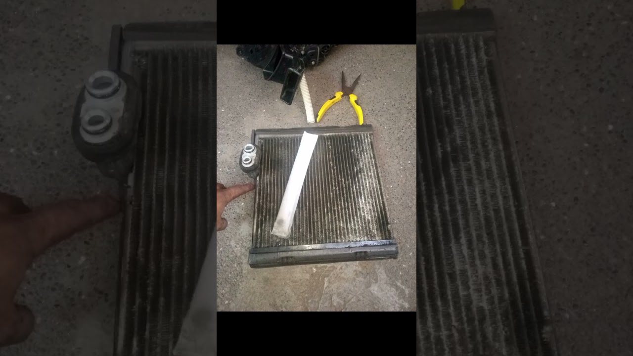 Toyota Hilux 2016 leak evaporator 