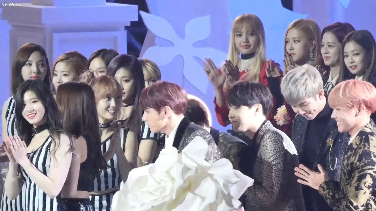 161119 블랙핑크(BLACKPINK)+트와이스(TWICE) - 엑소,방탄소년단 TOP10 수상 축하 직캠 Fancam (2016 멜론 뮤직 어워드) by Mera