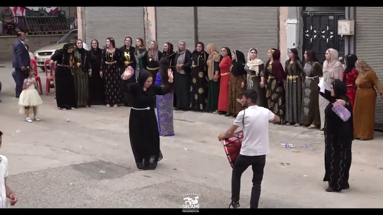 KAMERAMAN SELAMİ FARKIYLA DOM AŞİRETİ MUSA İLGEZERİN KARDEŞİNİN DÜĞÜNÜ 2