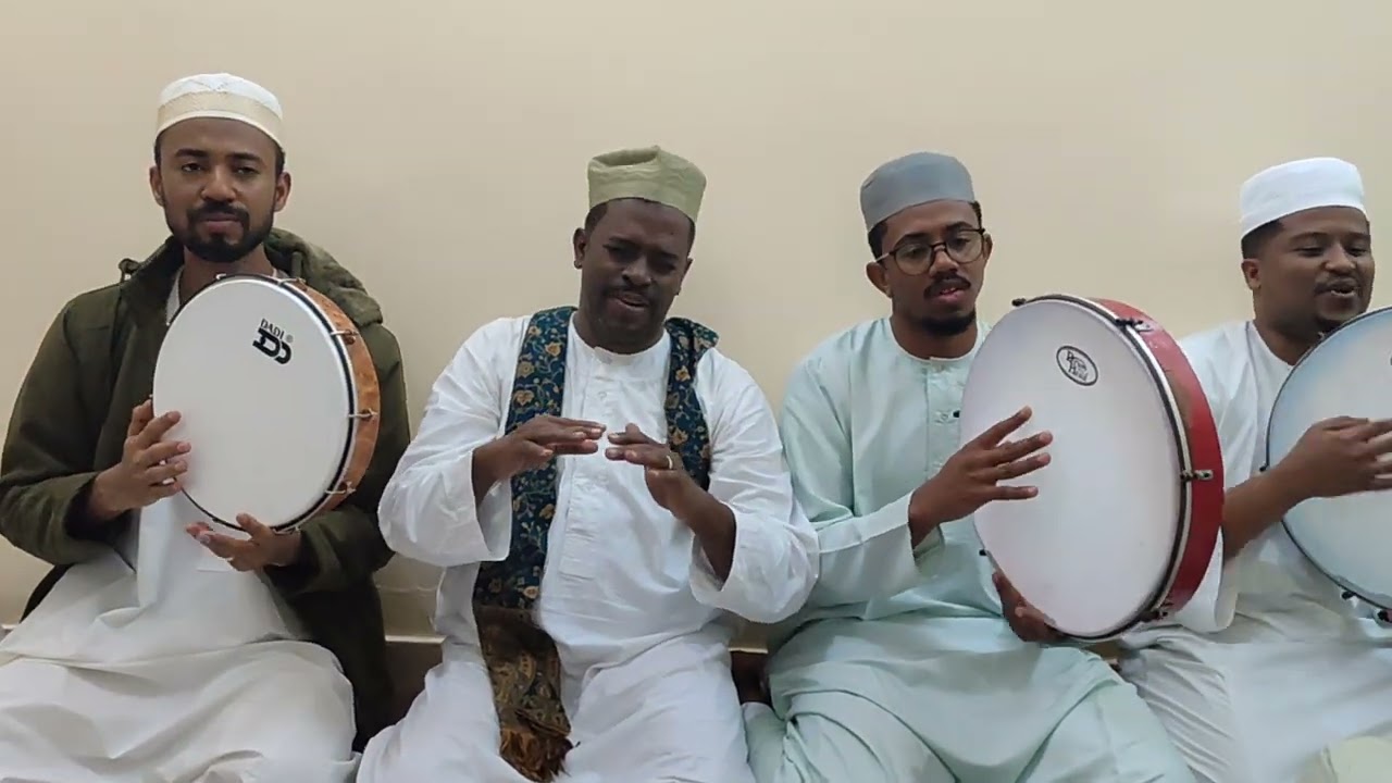 مدحة : من يطول ليه .. أداء المادح : إبراهيم بلل ومجموعة أنيس الروح