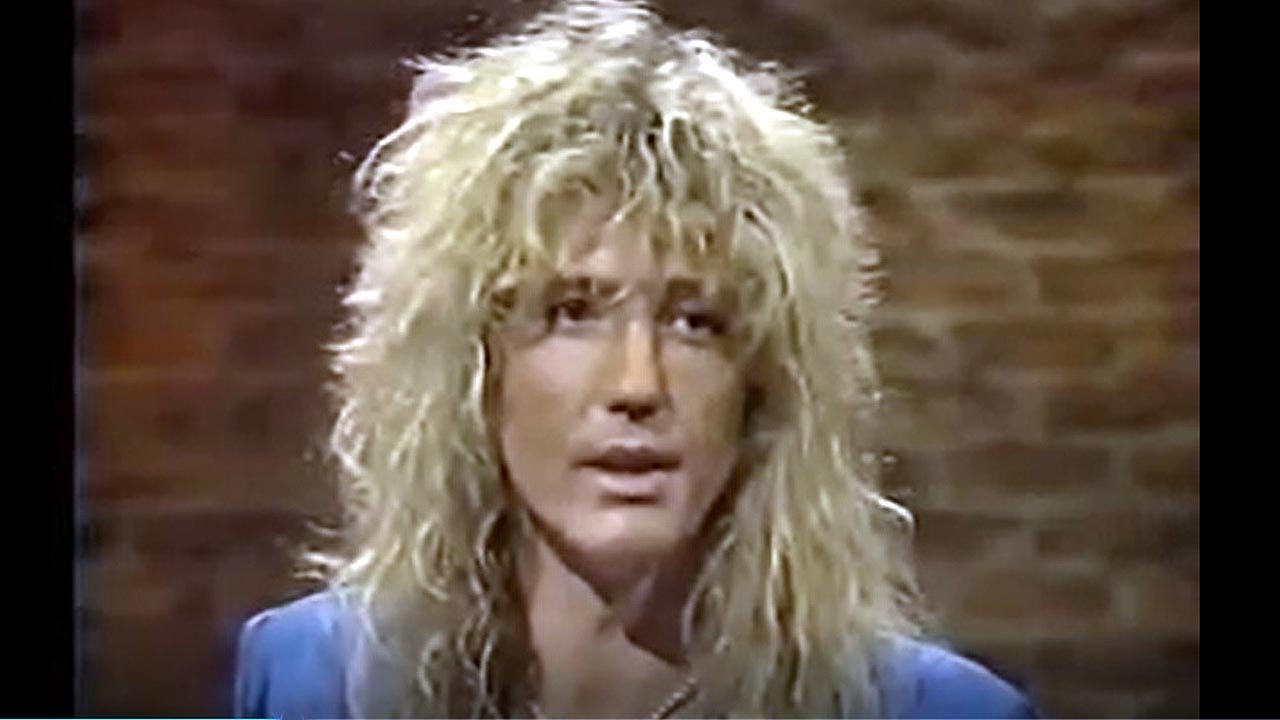 David Coverdale (Whitesnake) talks about his engagement to Tawny Kitaen on MTV (August 1987)