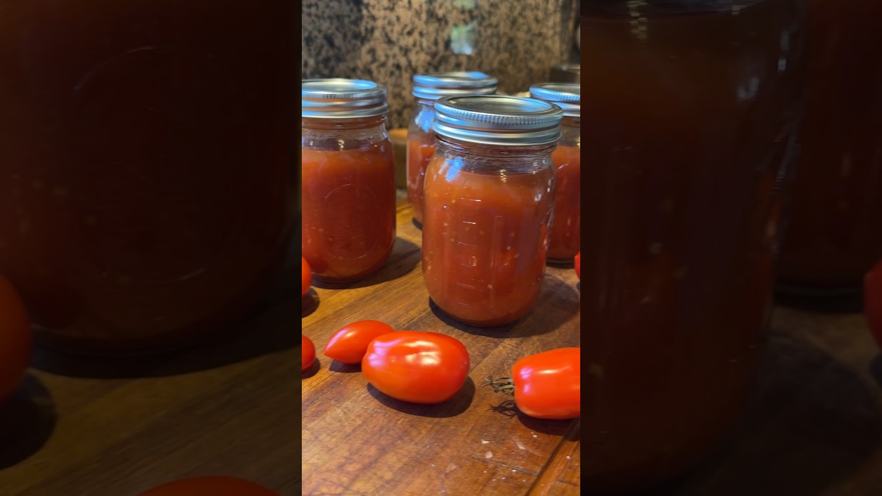 4 Hours for 4 jars of tomato sauce&hellip;would you do it?! 🍅😩