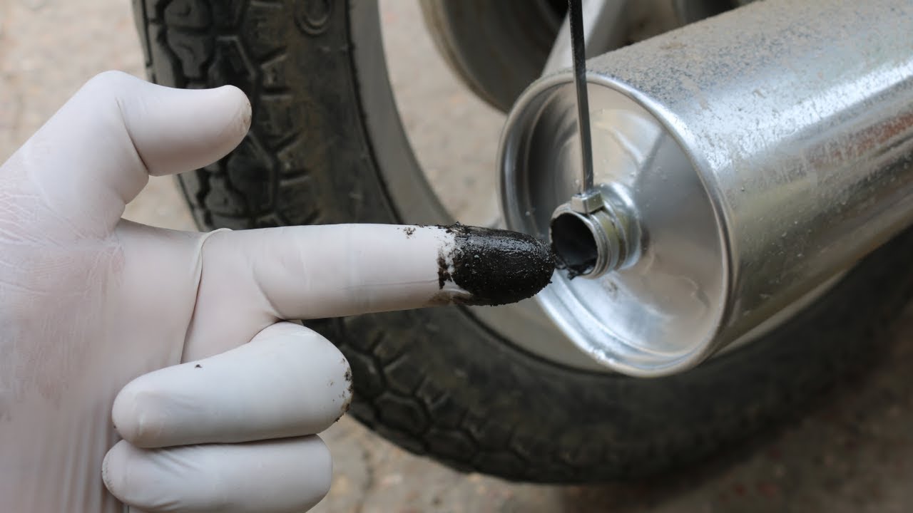 tu escape bota  aceite? como solución