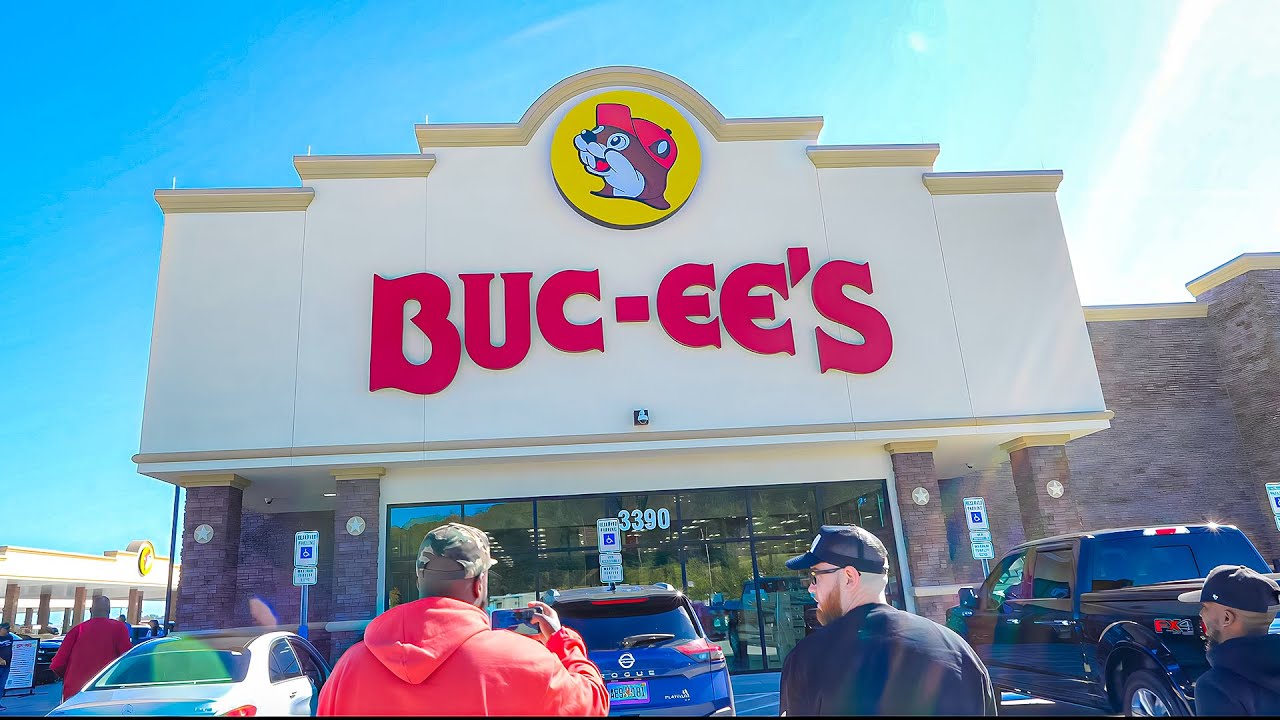 Atlanta Road Trip VLOG (Fast Food Breakfast Review, Buc-ee's Food Haul, ATL Wing Review)