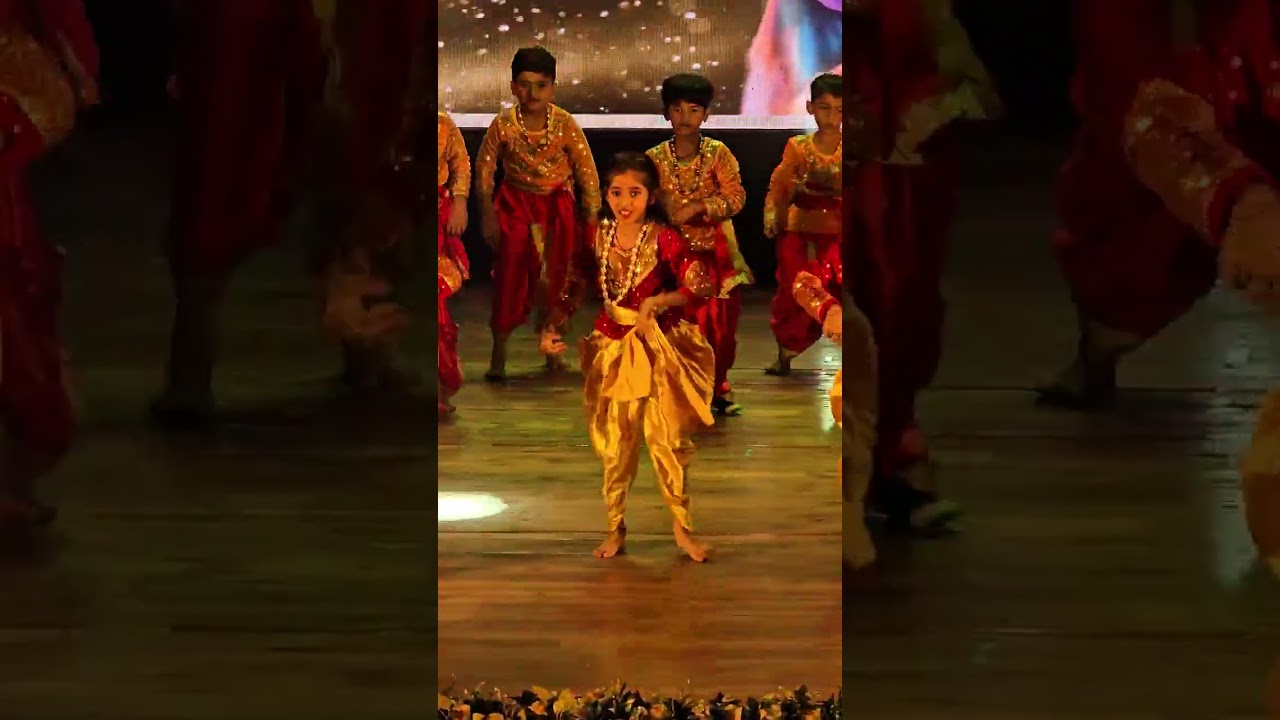 Dwarika No Naath Pal Dance