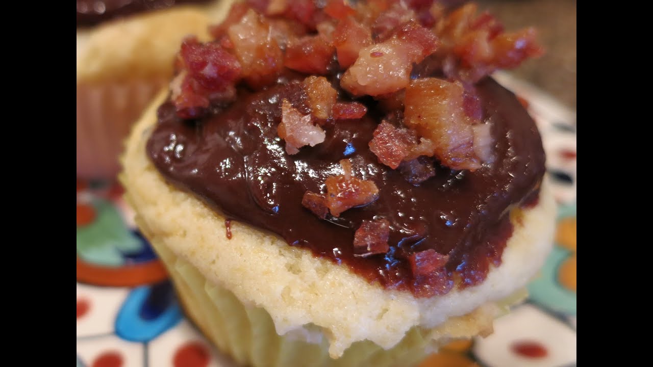 Originals: How to Make Bacon Cupcakes - CookingWithBacon