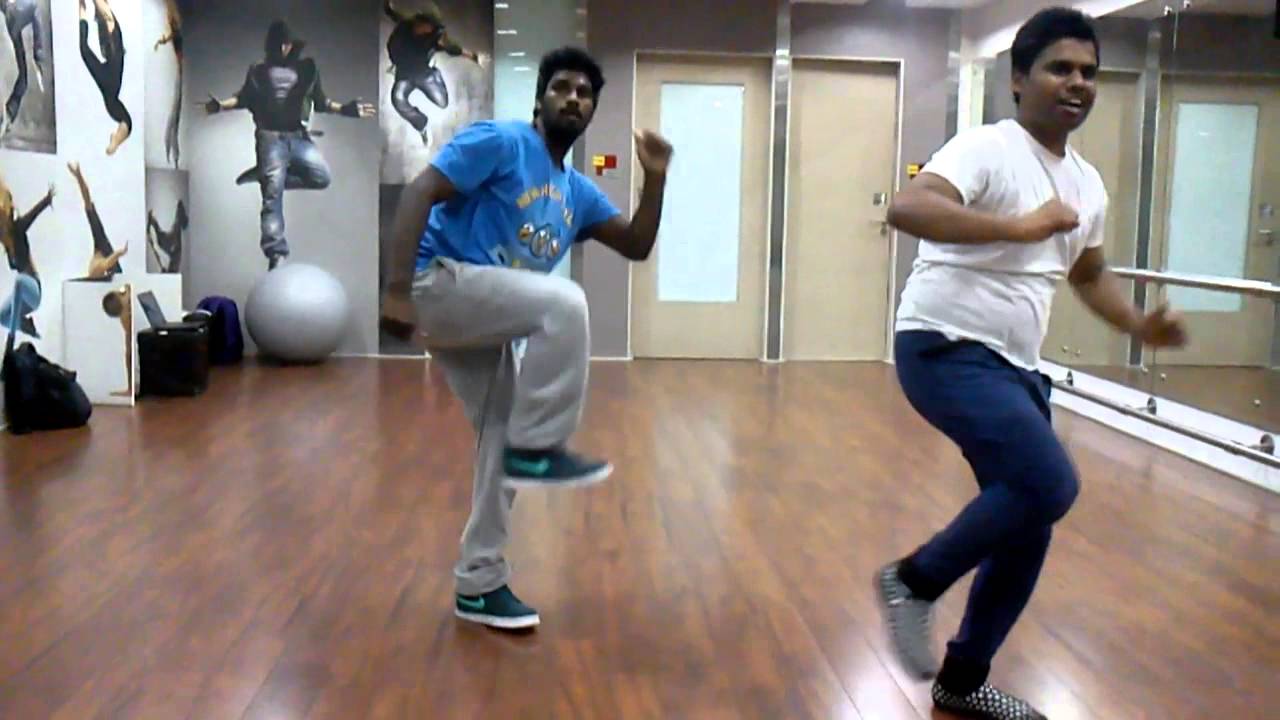 Boomi enna suthudhe choreo