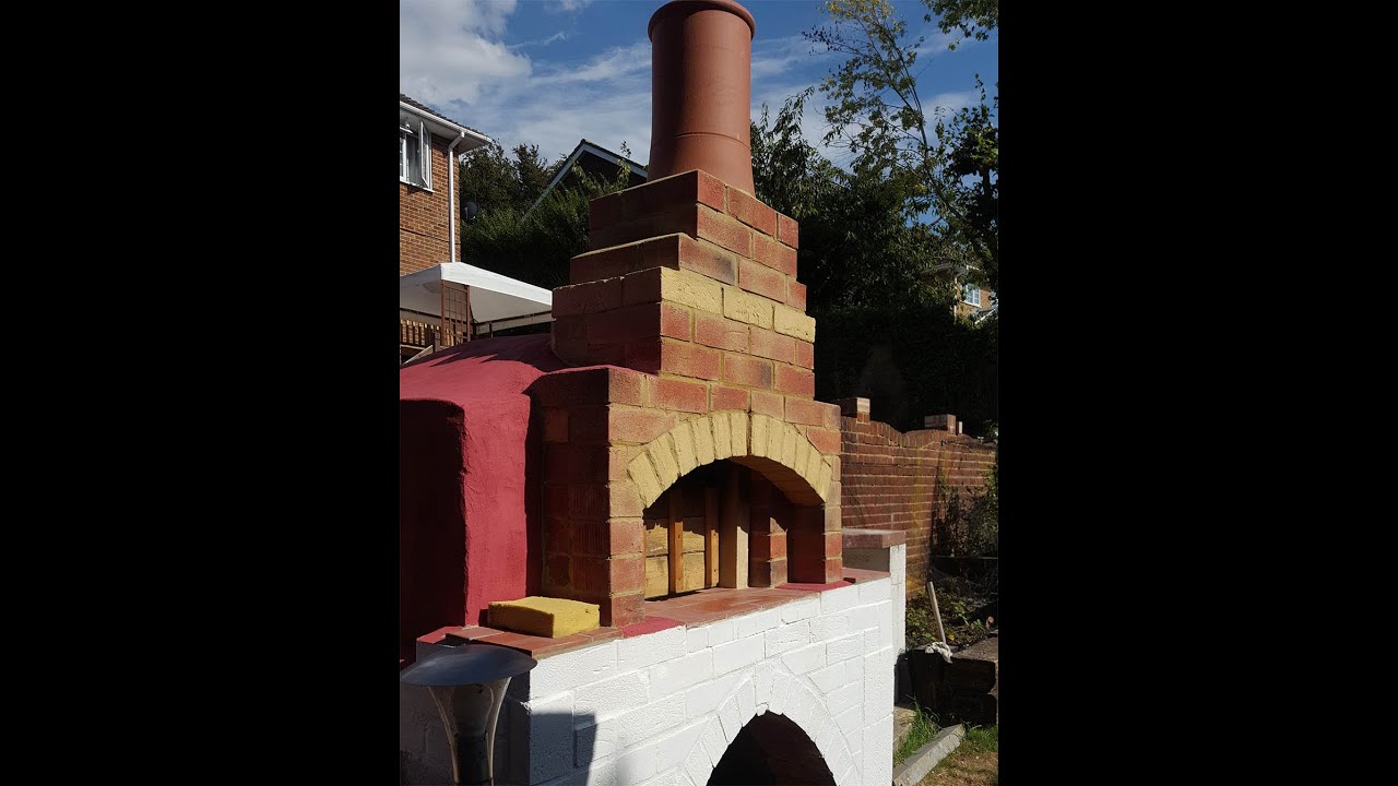 Wood fired pizza oven construction
