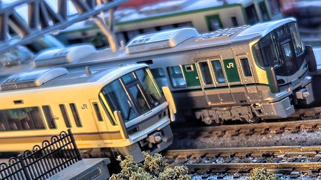 JR EMUs 225 series 221 series, JR DMUs KiHa 48 series. N scale compositions pairings runbys chases..