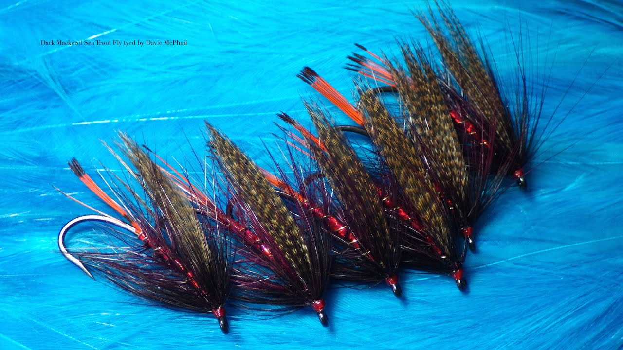 Tying a Dark Mackerel Sea Trout Fly with Davie McPhail