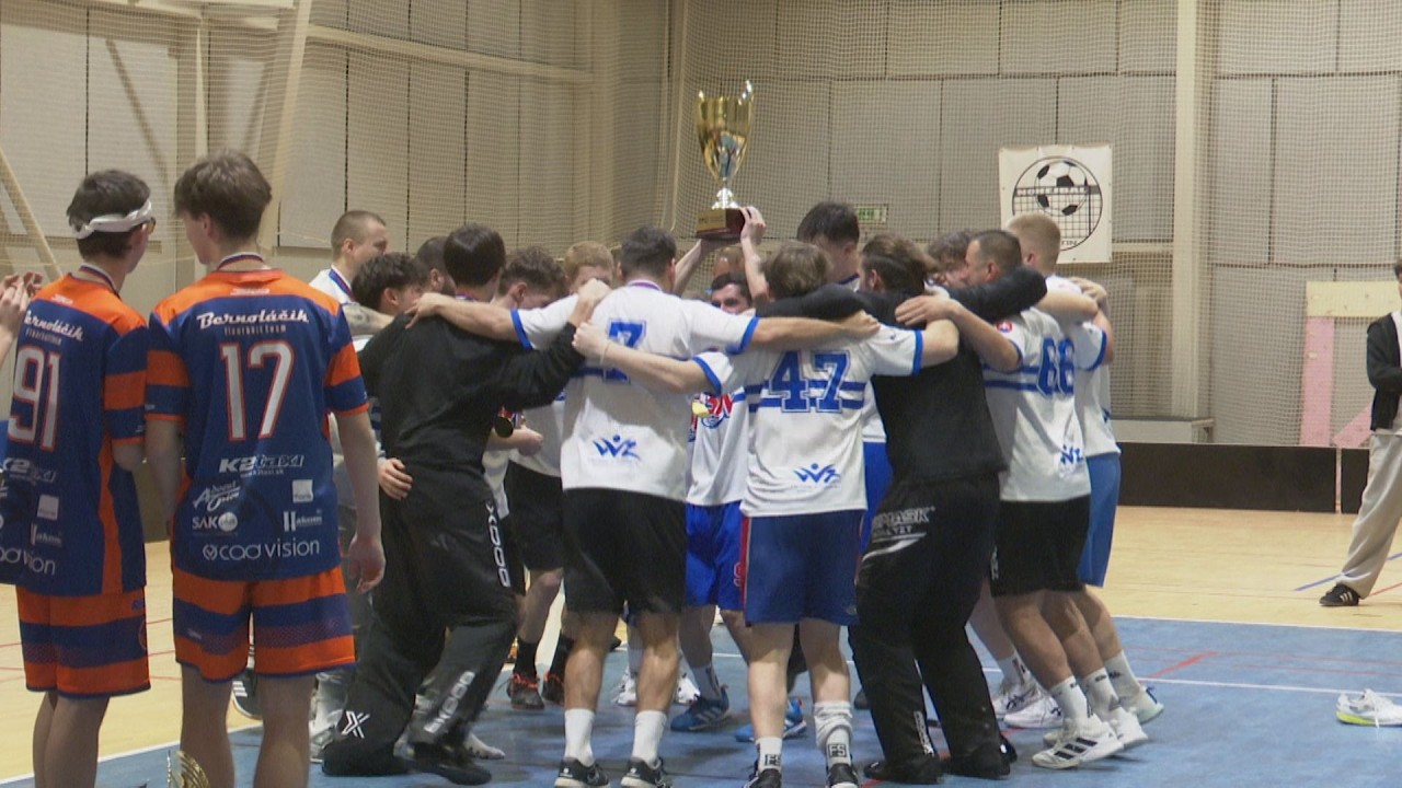 Na florbalový trón Turca zasadli hráči tímu Santa Monica