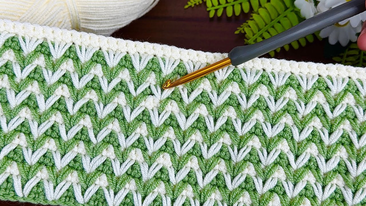 Easy Two-Color Crochet Stitch | Reversible & Beginner Friendly