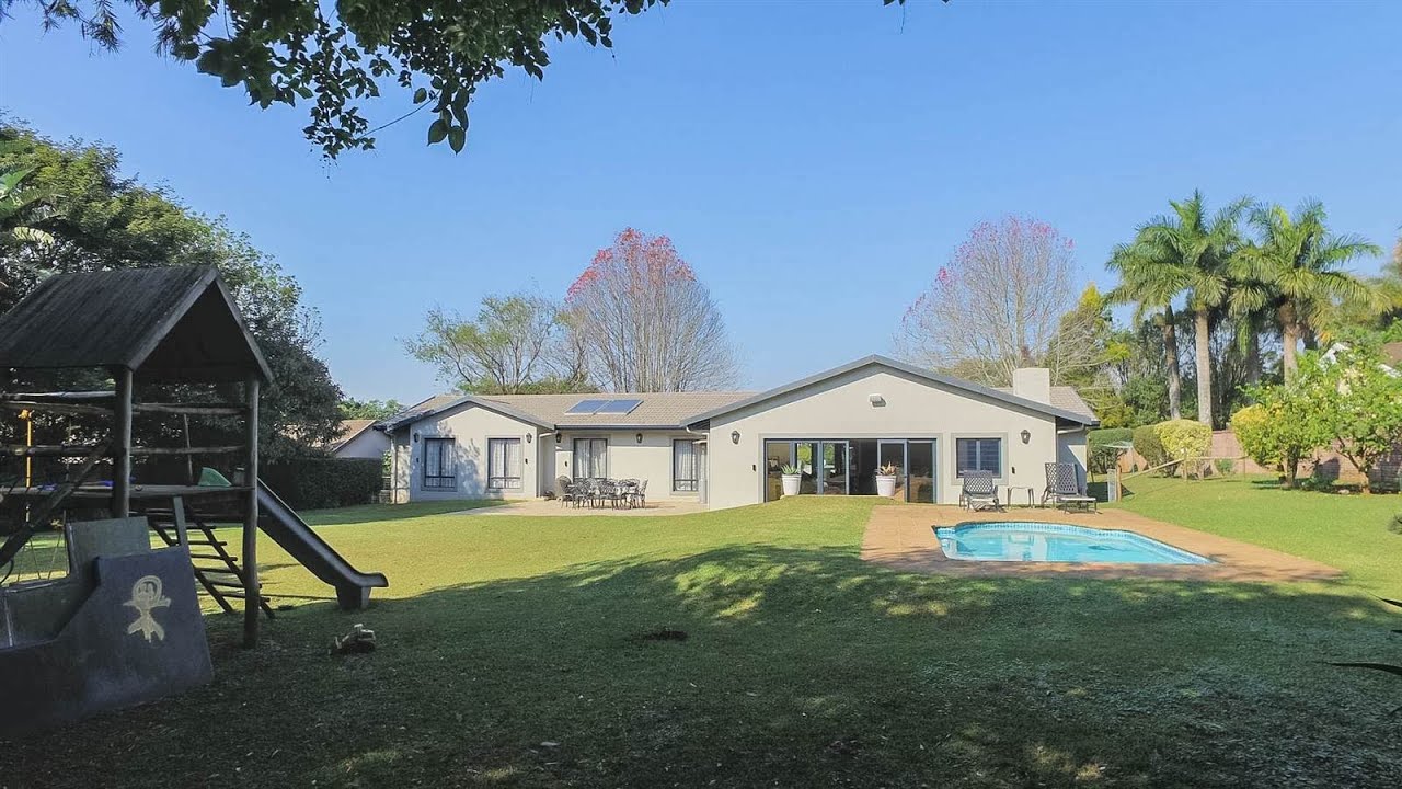 4 Bedroom House for sale in Kwazulu Natal | Durban | Kloof And Gillitts | Gillitts | 67 |