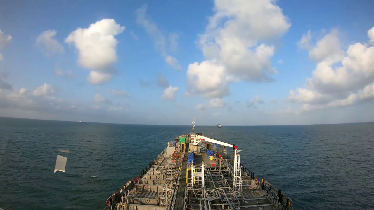 Berthing of a ship | Timelapse | Chemical Tanker | Life at sea