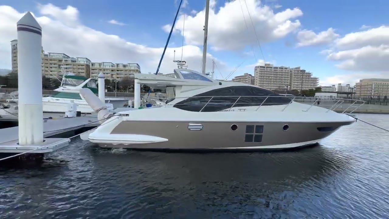 Azimut 43S 2010